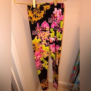 Versace Multicolor Orchid Floral Leggings with baroque READ DESCRIPTION